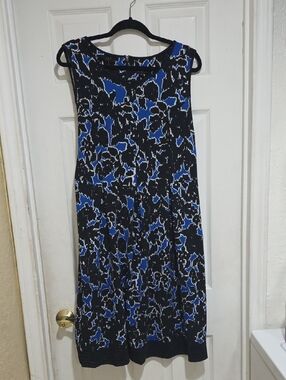 Sleeveless Black & Blue Floral A-Line Dress